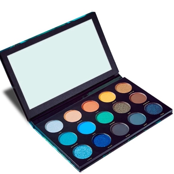 Hipdot Cenote Eyeshadow Palette. New! - Picture 3 of 3